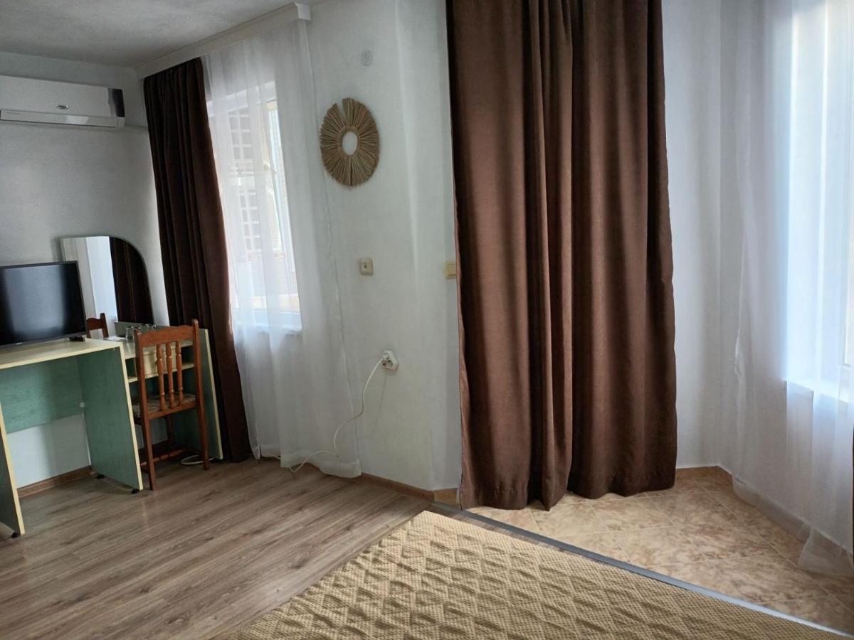 Guest House Alkor ออบซอร์ ภายนอก รูปภาพ